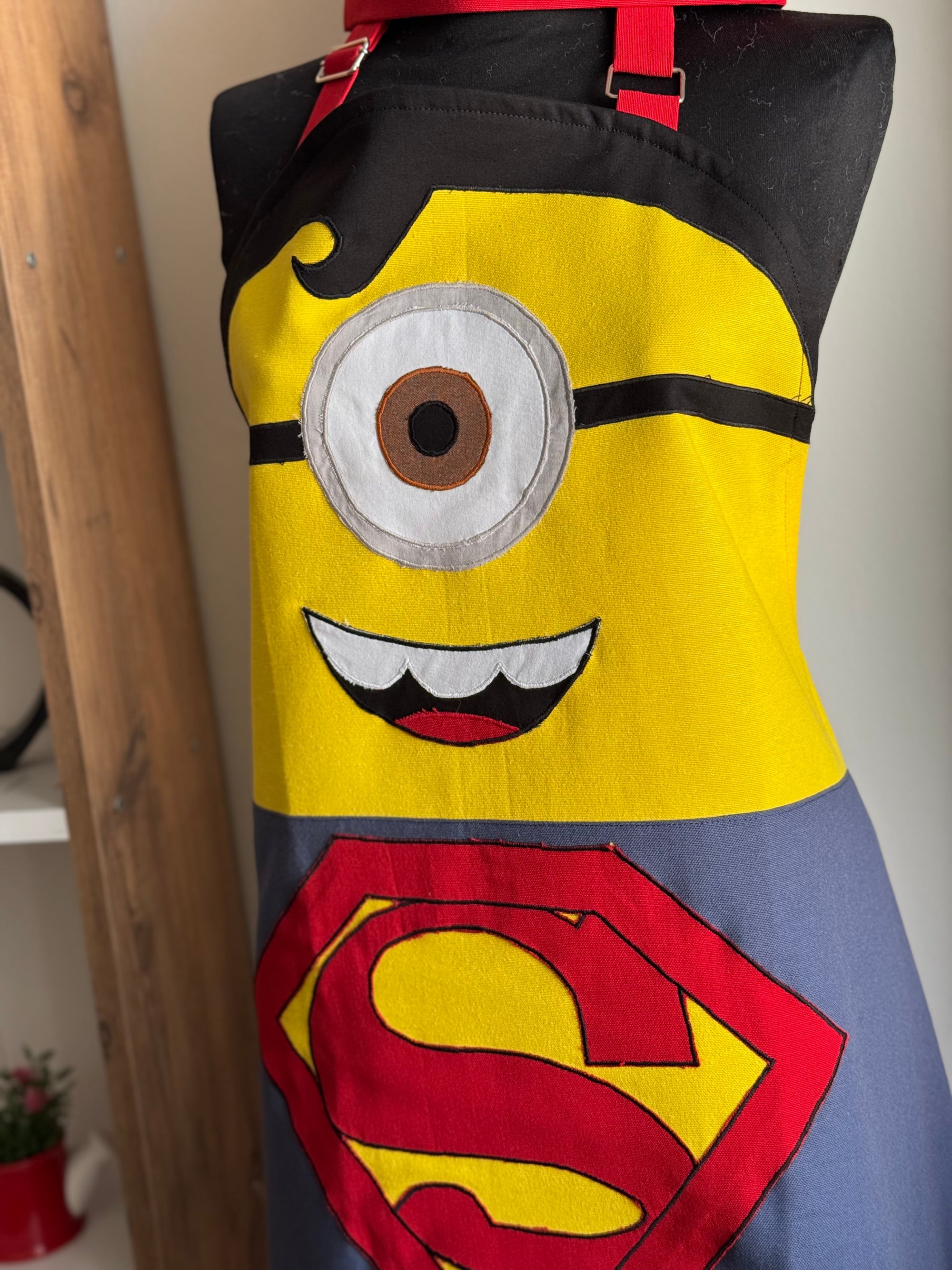 El Yapımı Süper Kahraman Minion Mutfak Önlüğü Seti
