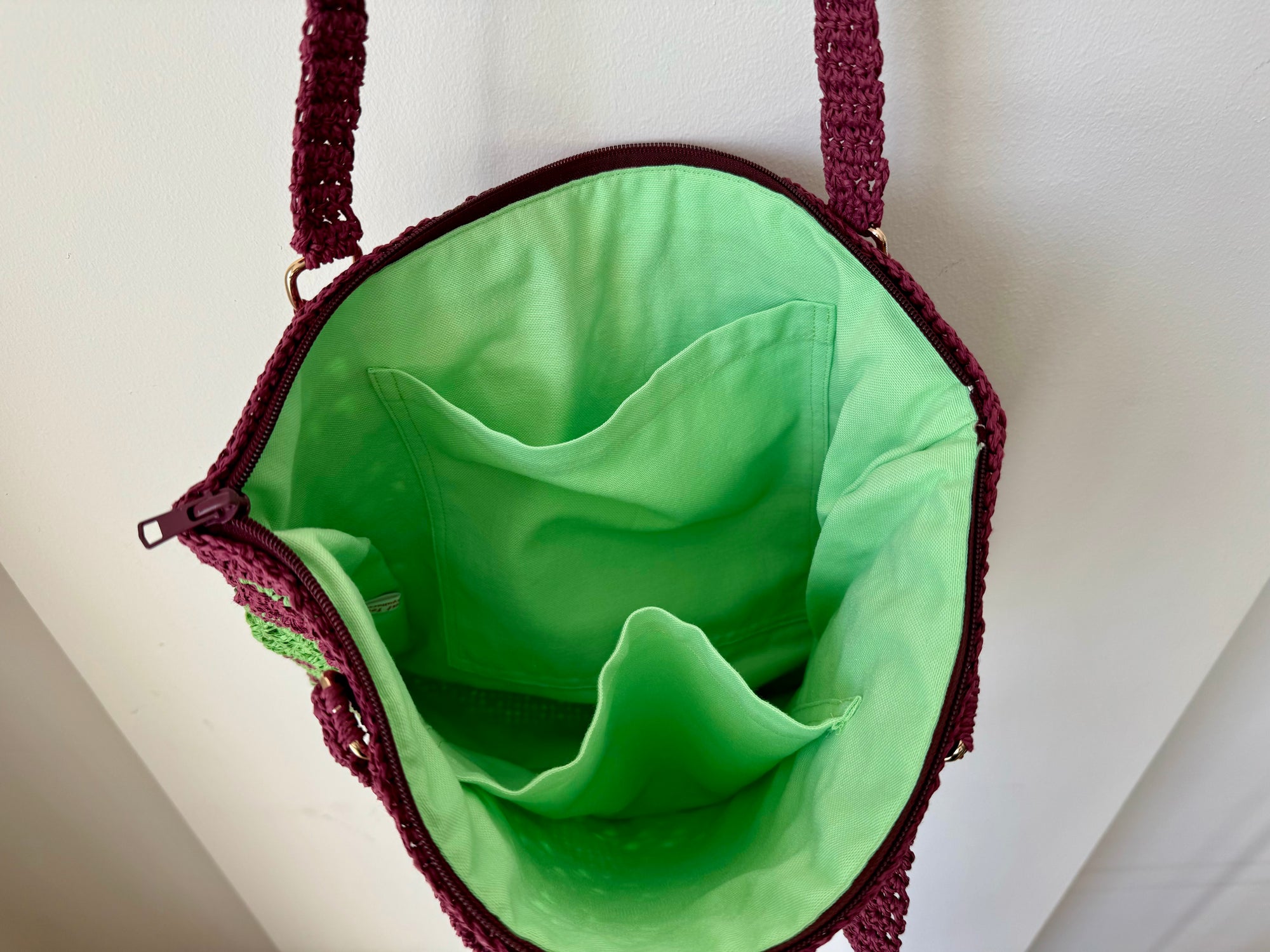 Astarlı ve Fermuarlı El Yapımı Omuz Çantası - Borde Yeşil Çizgili Kağıt İp Çanta