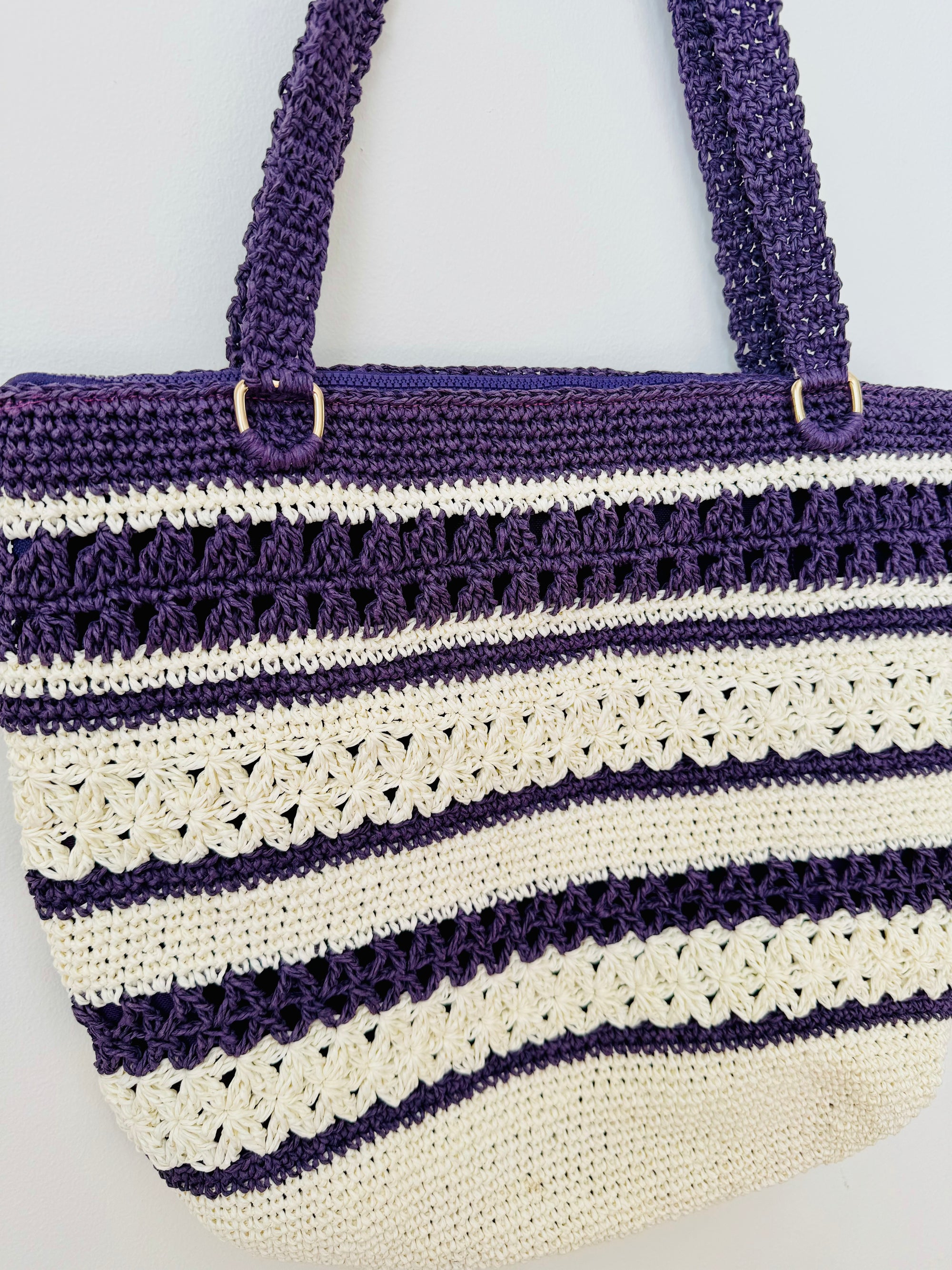 Astarlı ve Fermuarlı El Yapımı Omuz Çantası - Krem Mor Çizgili Kağıt İp Çanta