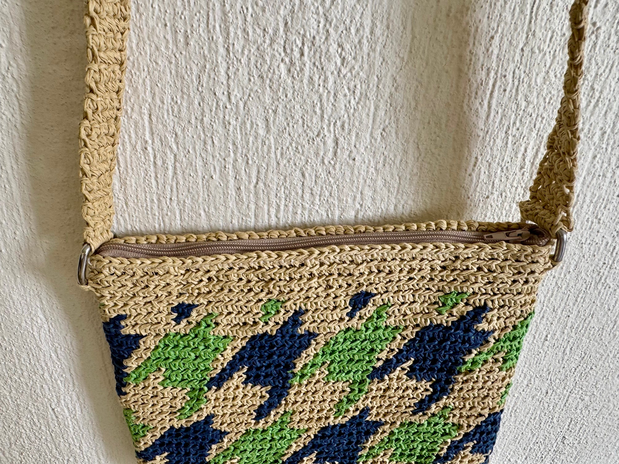 Kahve/Yeşil/Lacivert - El Yapımı Wayuu Örgü Çanta - Kağıt İpten Astarlı & Cepli, Fermuarlı, Özel Tasarım Çapraz Çanta