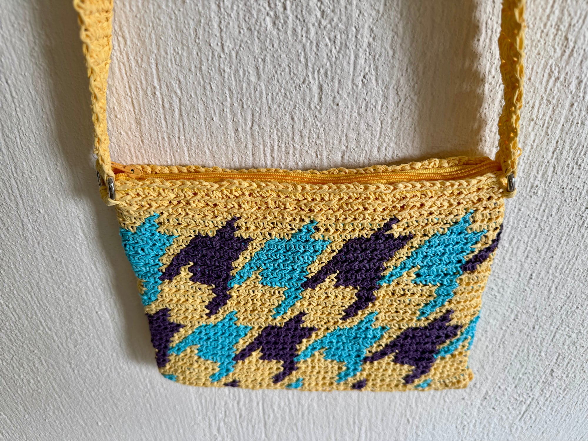Sarı/Mor/Turkuaz - El Yapımı Wayuu Örgü Çanta - Kağıt İpten Astarlı & Cepli, Fermuarlı, Özel Tasarım Çapraz Çanta