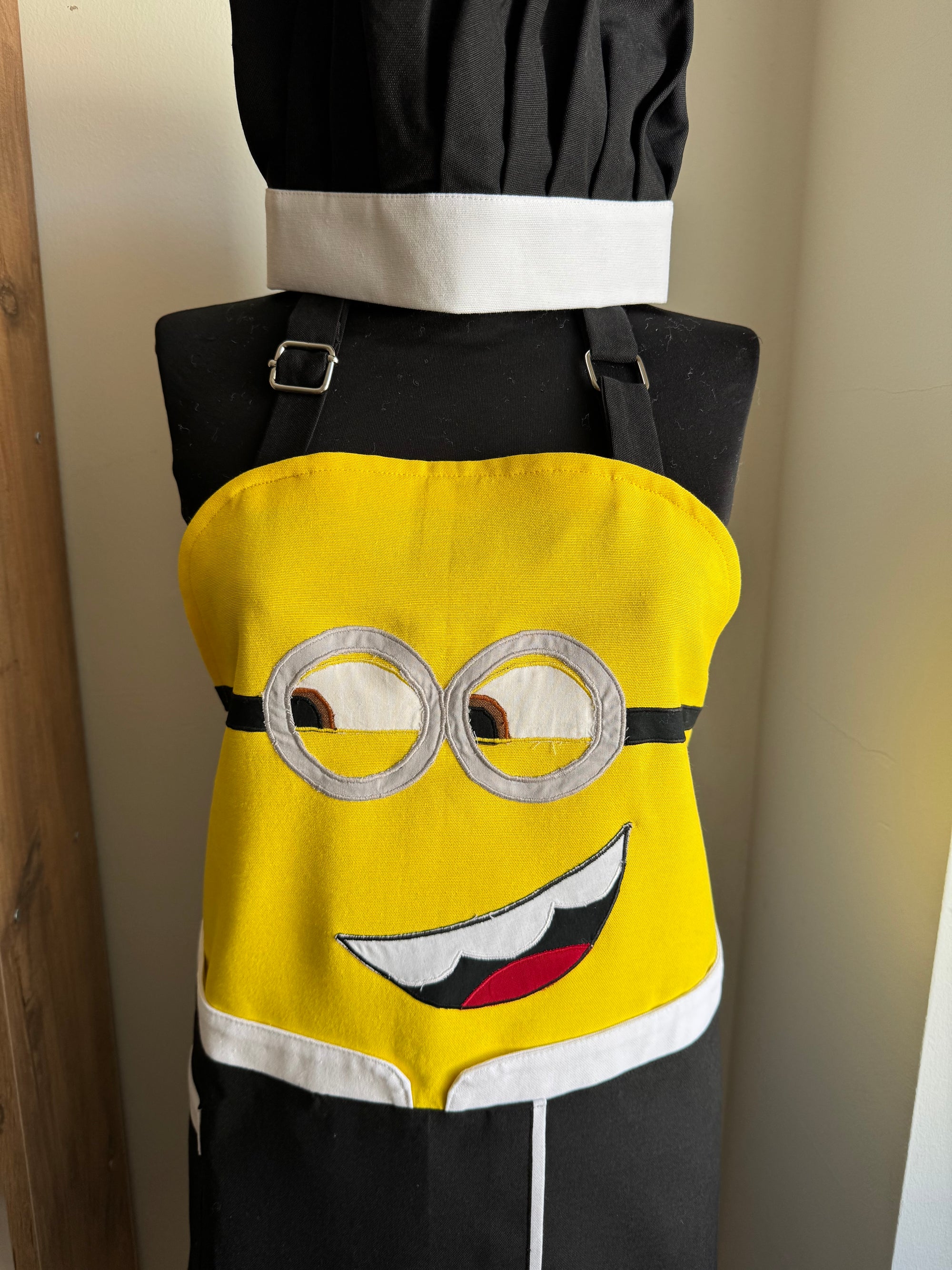 Minyon (Minion) Aşçı Kostümü Mutfak Önlüğü Seti - Siyah