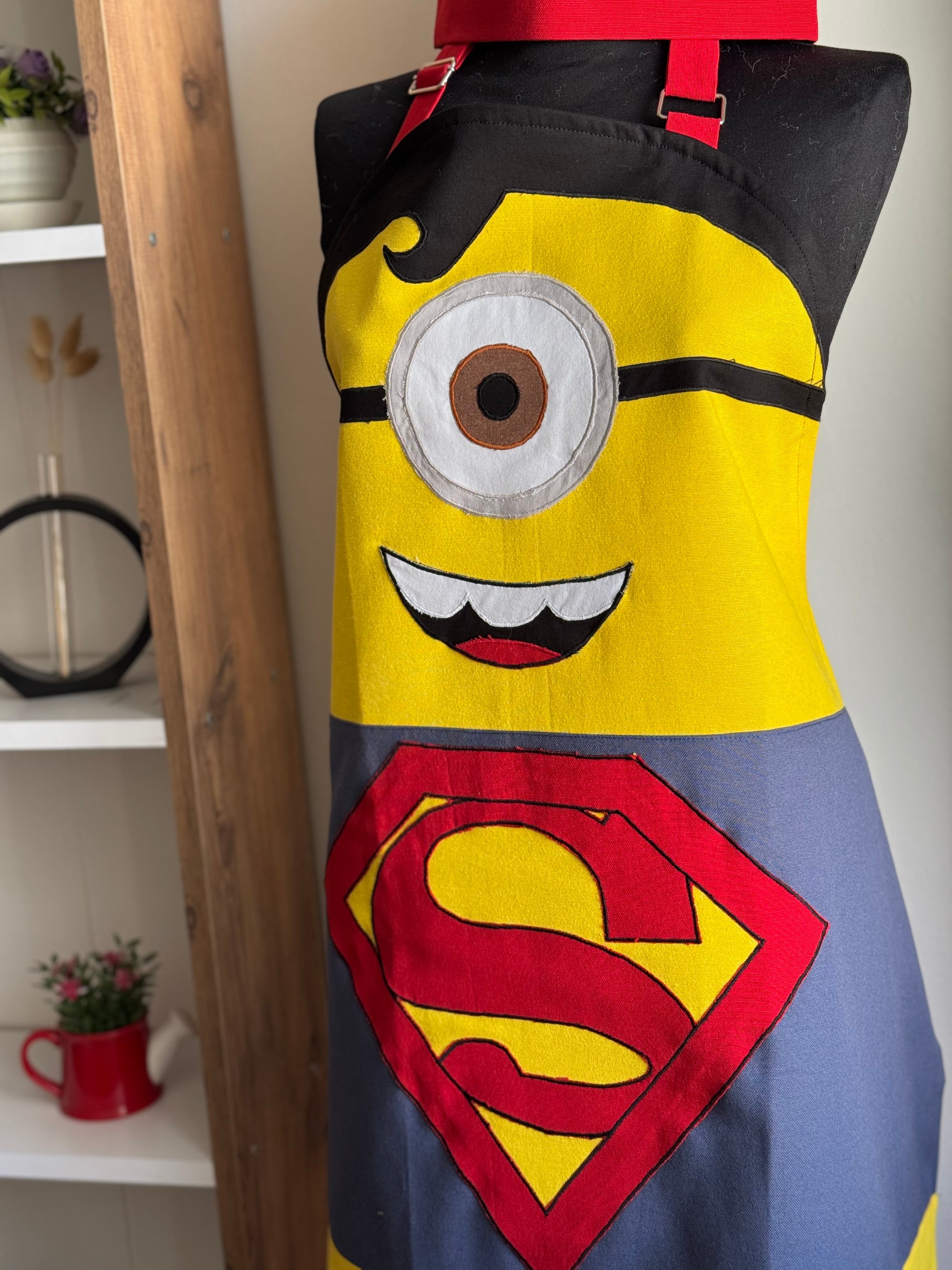 El Yapımı Süper Kahraman Minion Mutfak Önlüğü Seti