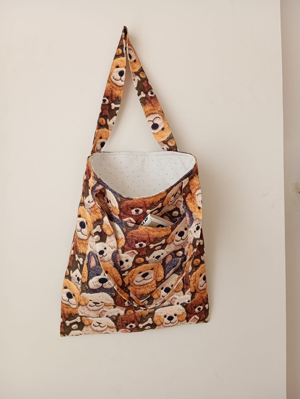 Pati Dostları Koleksiyonu: 3D Görünümlü ve Elyaf Dolgulu Omuz Çantası