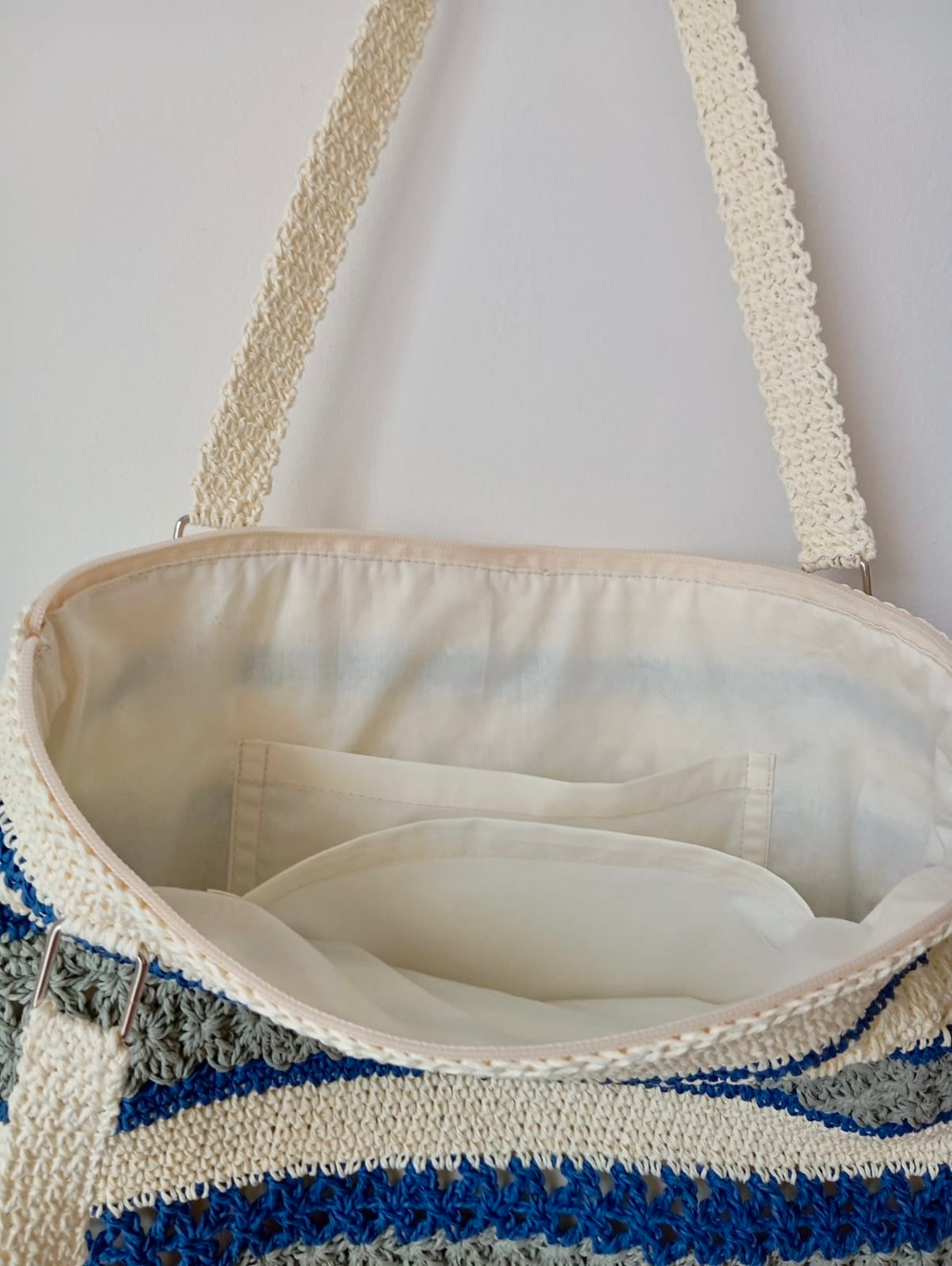Astarlı ve Fermuarlı El Yapımı Omuz Çantası - Krem Gri Lacivert Kağıt İp Çanta