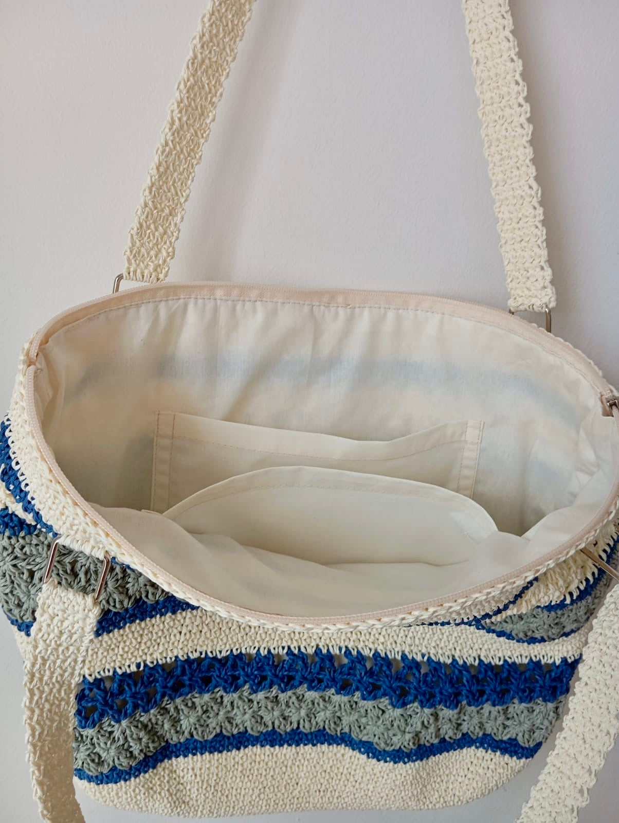Astarlı ve Fermuarlı El Yapımı Omuz Çantası - Krem Gri Lacivert Kağıt İp Çanta