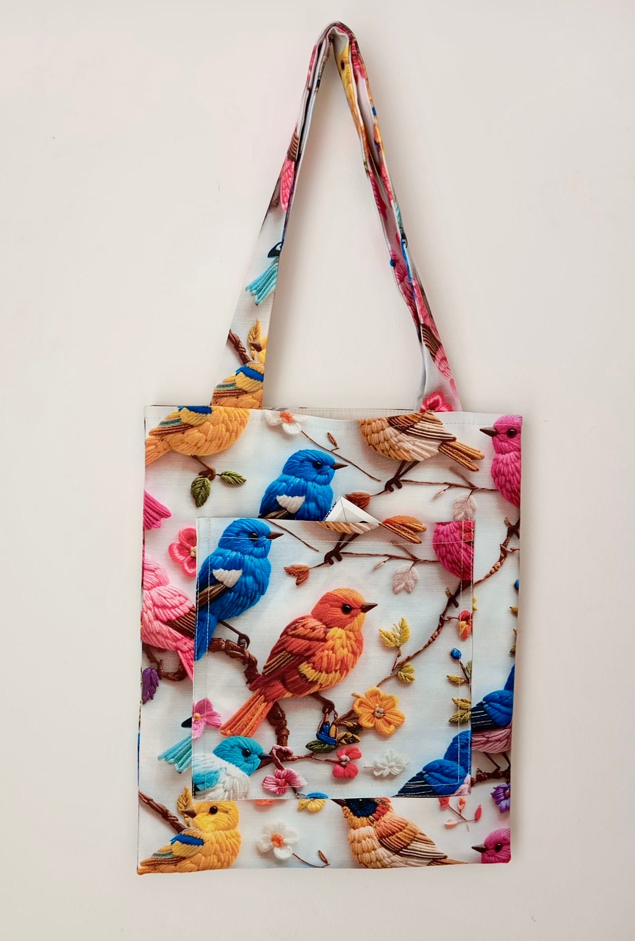 Renkli Kuş Desenli Ön Cepli Tote Bag - Bahar Dalları Temalı Bez Omuz Çantası