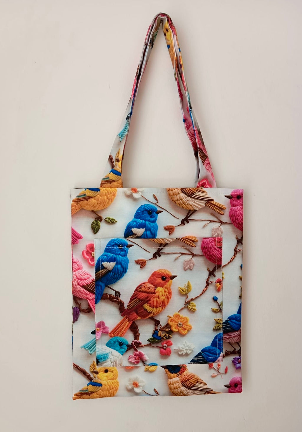 Renkli Kuş Desenli Ön Cepli Tote Bag - Bahar Dalları Temalı Bez Omuz Çantası