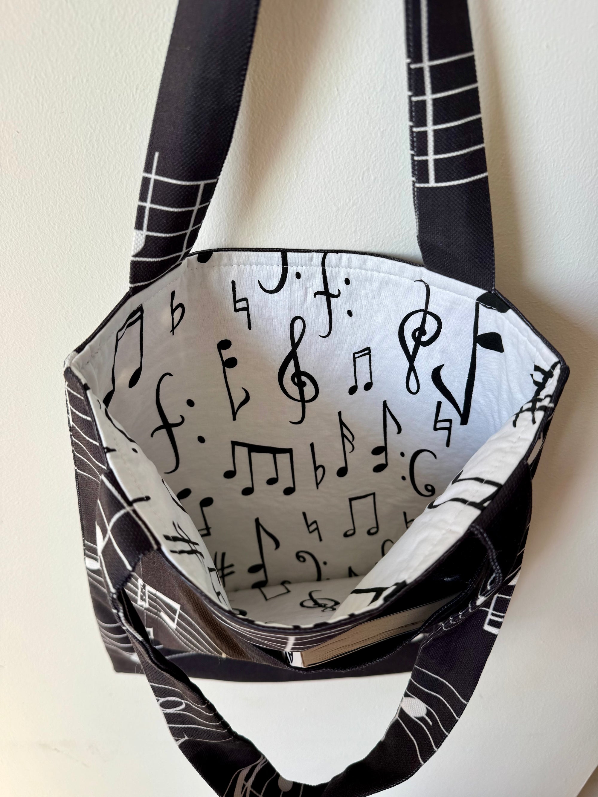 Müzik Notaları Desenli Tote Çanta - Ön Cepli ve Astarlı Omuz Çantası