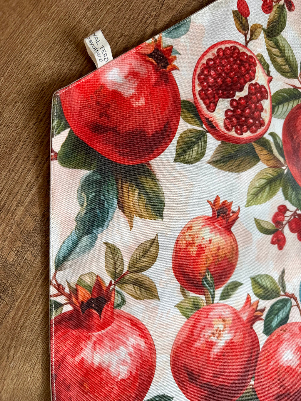 Nar Desenli Dekoratif Runner - Modern Masa Örtüsü