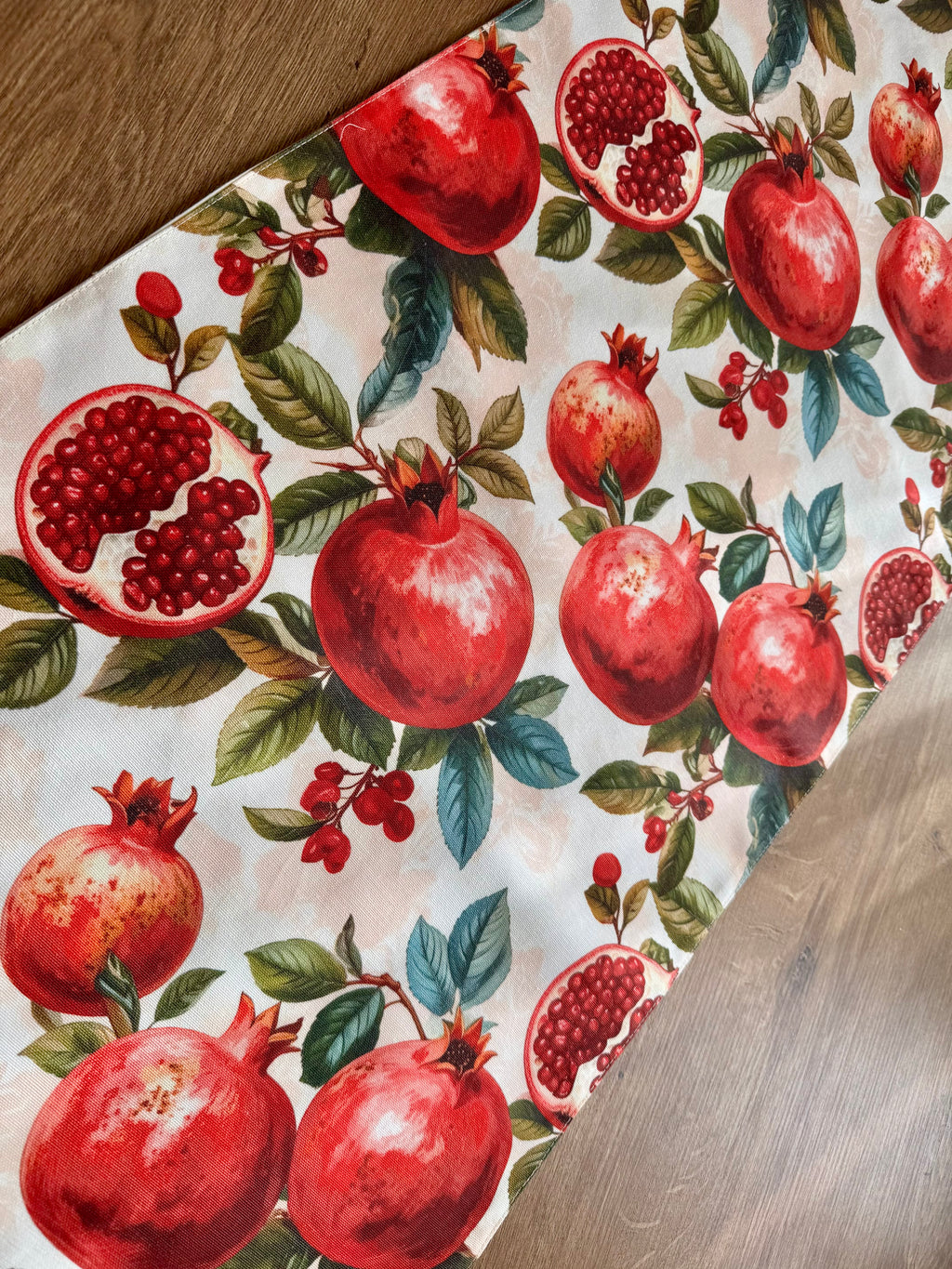 Nar Desenli Dekoratif Runner - Modern Masa Örtüsü