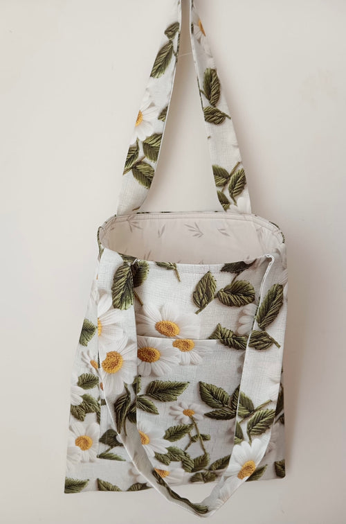 3D Efektli Papatya Desenli Ön Cepli Bez Çanta | Bahar Koleksiyonu Tote Bag