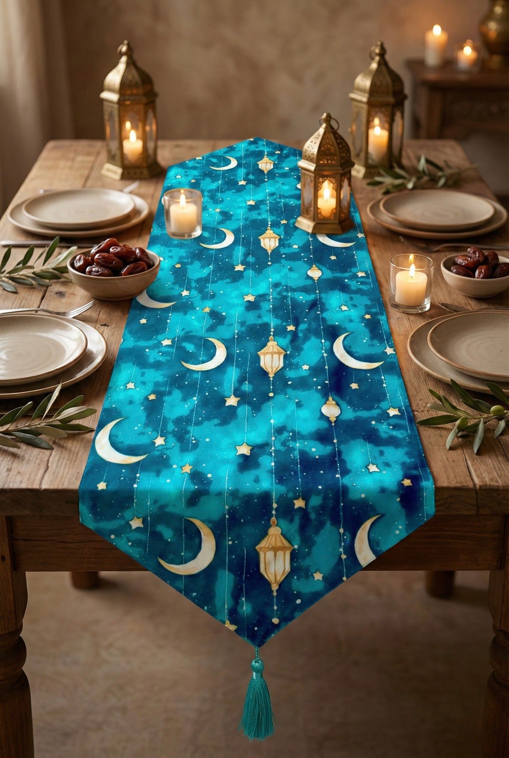 Turkuaz Ramazan Temalı Püsküllü Runner Masa Örtüsü (120x41 cm) - Ay Yıldız ve Kandil Desenli