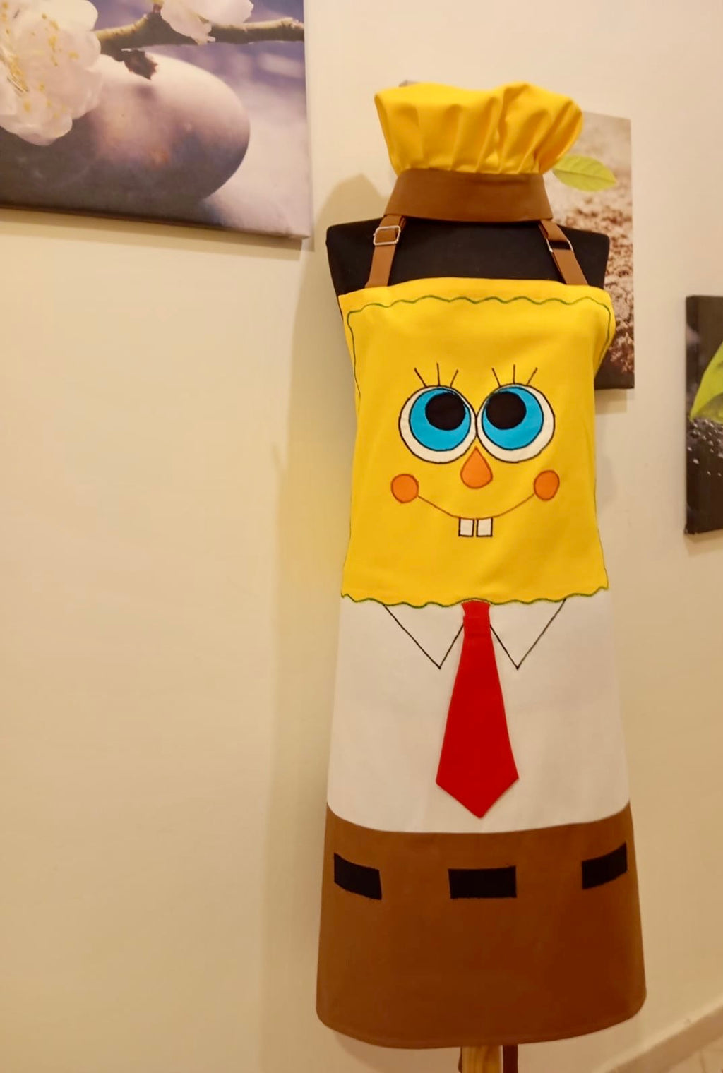 El Yapımı Sünger Bob Karakterli Mutfak Önlüğü Seti (2 Parça - Şapka ve Önlük)